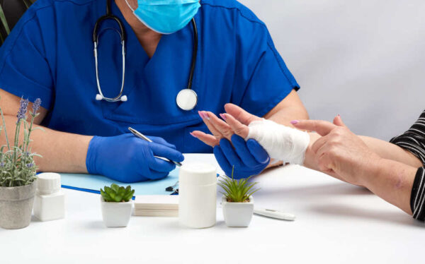Empowering Patients: How Wound Care Specialists Promote Self-Care Strategies
